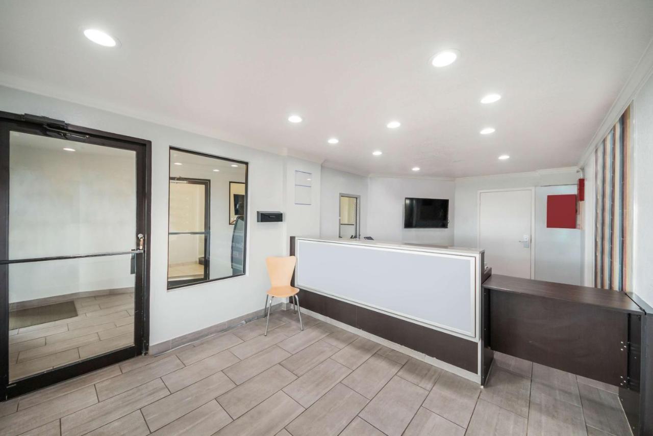 Studio 6 Laredo, Tx - North I-35 Ngoại thất bức ảnh