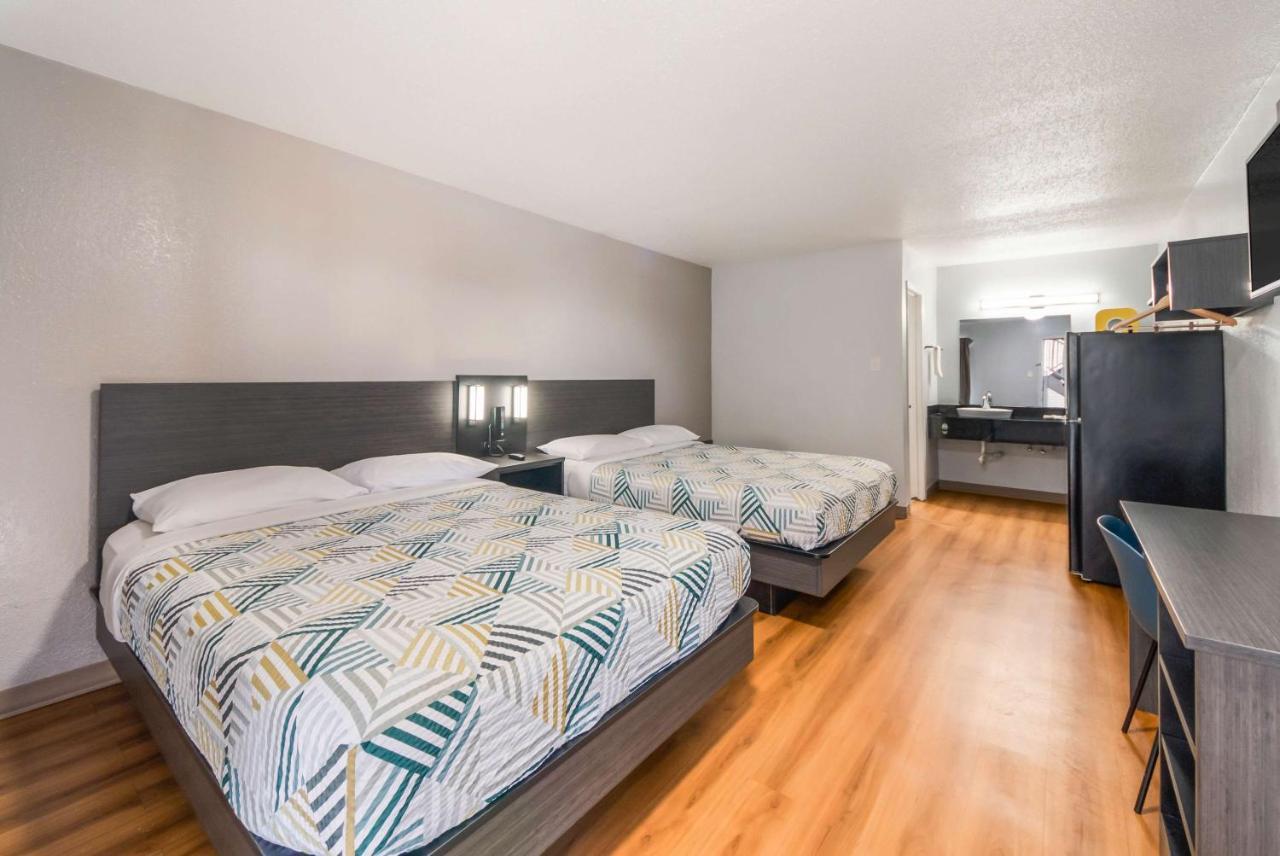 Studio 6 Laredo, Tx - North I-35 Ngoại thất bức ảnh