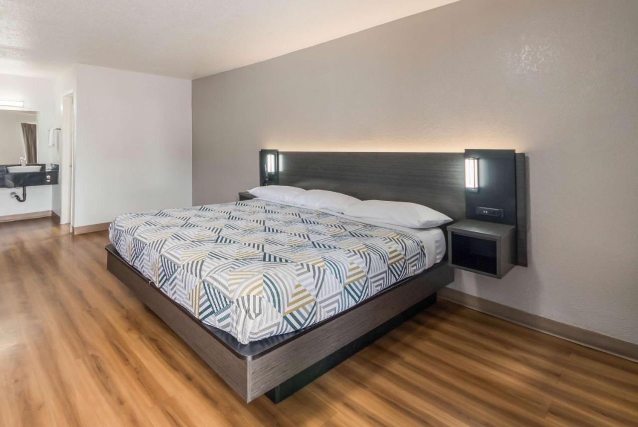 Studio 6 Laredo, Tx - North I-35 Ngoại thất bức ảnh